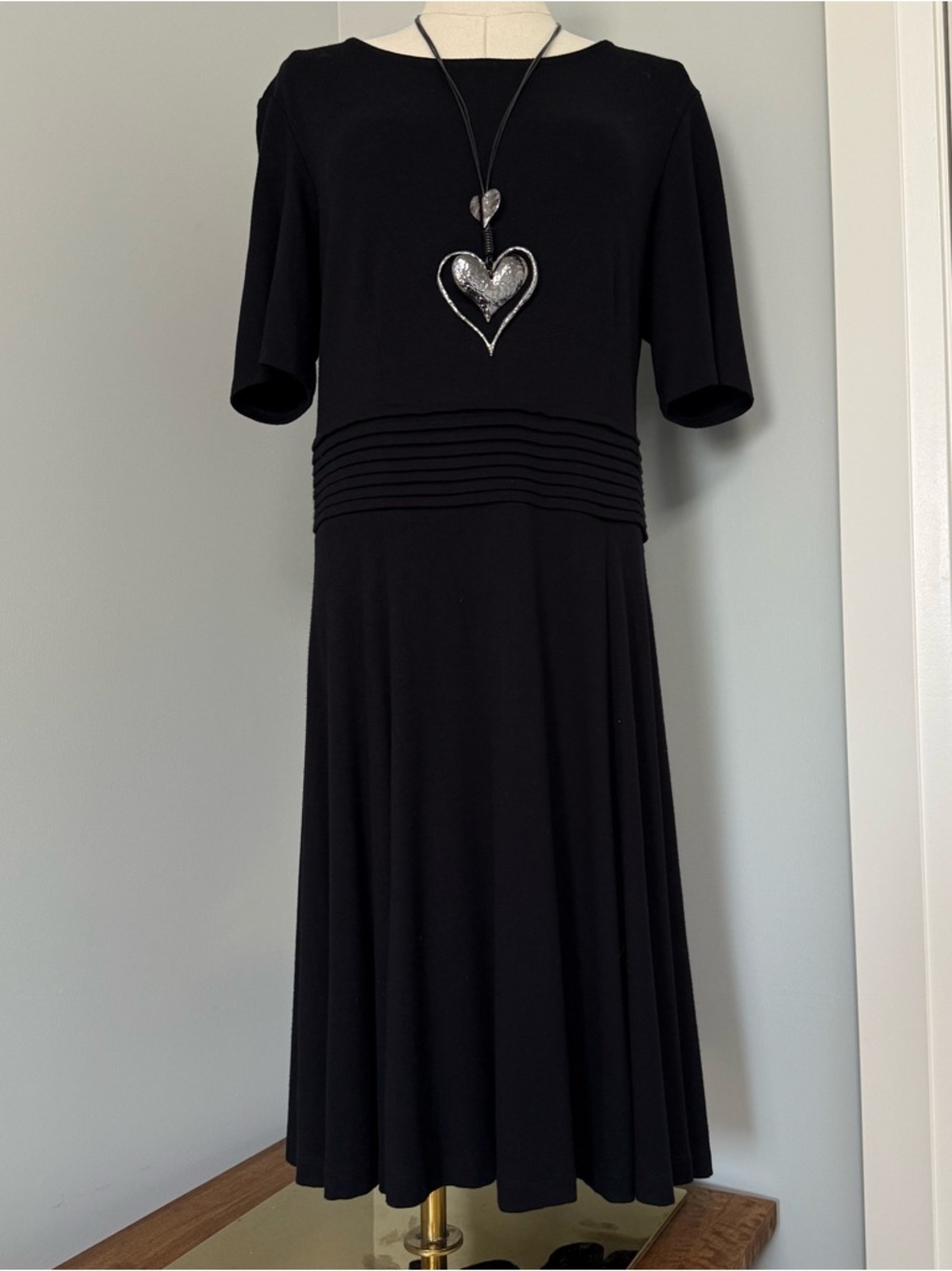 Vince Camuto Black Midi Fit-and-Flare Dress